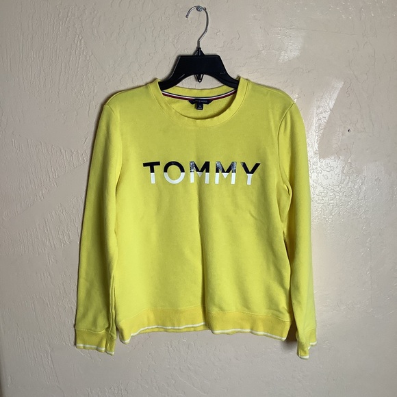 Tommy Hilfiger Tops - Ladies Hilfiger sweatshirt med